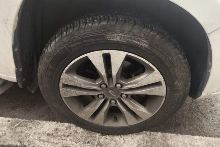 Used Chery Tiggo 3 2014 1.6L CVT ZhiShang Edition
