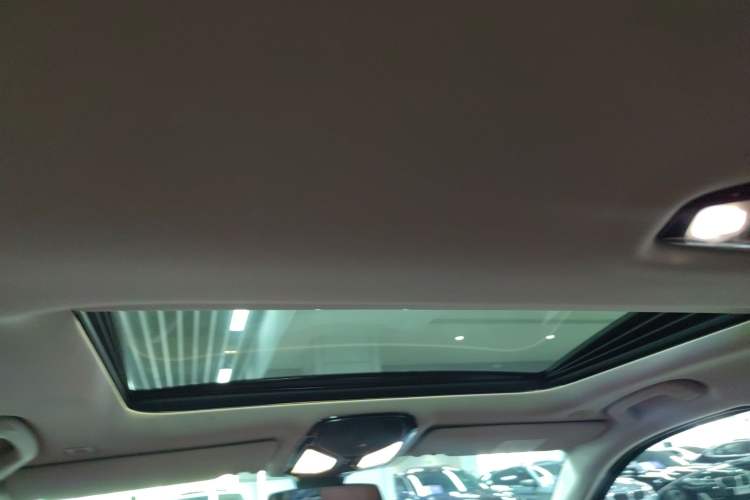 Used BMW 3 Series 2022 325i M Sport Night Edition Package Headliner