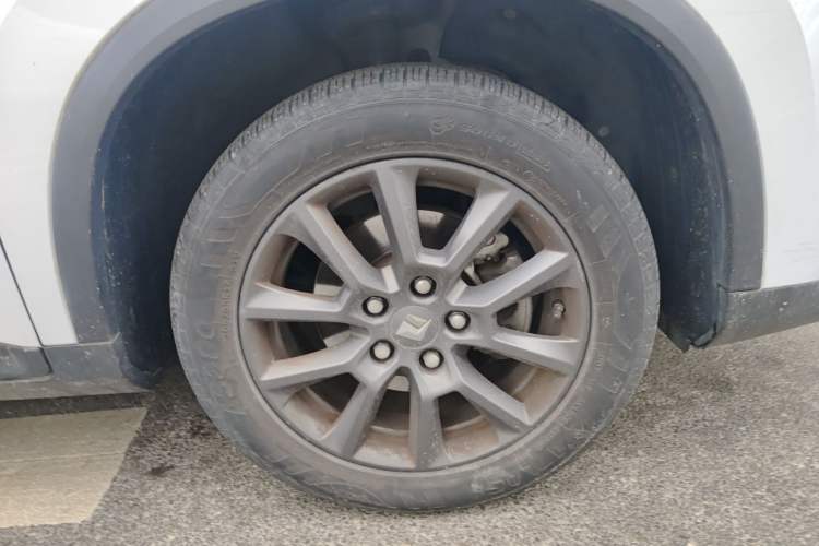 Used Baojun RM-5 2019 1.5L CVT Elite Version with 24-hour Online Service 6 Seats