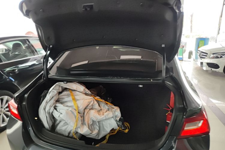 Used Chevrolet Malibu XL 2017 1.5T Automatic Ruichi Edition Trunk