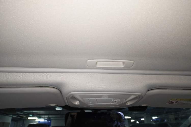 Used Ford Focus 2017 Sedan 1.6L Automatic Fashion Edition Smart Drive Version