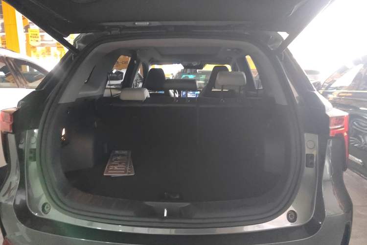 Used Changan CS75 PLUS 2024 3rd Generation Champion Edition 1.5T Intelligent Drive Dynamic Model