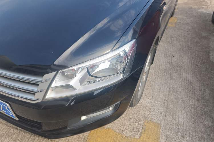 Used Volkswagen Santana 2015 1.6L Manual Comfort Edition