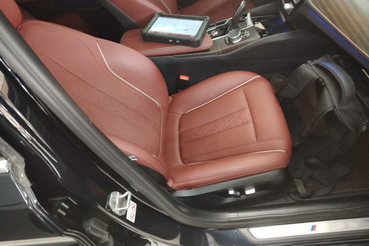 Used BMW 5 Series 2022 Restyled 530Li Leading Edition M Sport Package