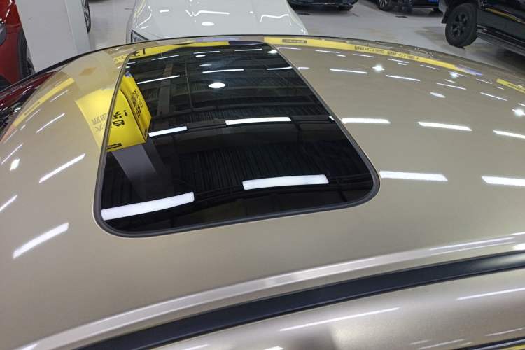 Used Honda Accord 2016 2.0L Elite Edition Roof