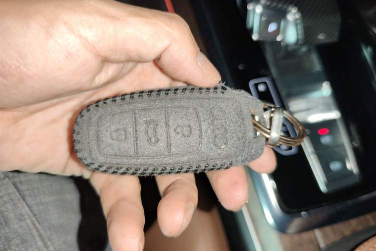 Used Audi Q7 2023 45 TFSI quattro S line Sport model Vehicle Key