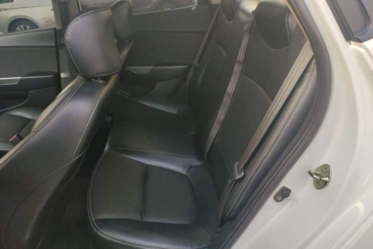 Used Kia K2 2015 Sedan 1.4L Automatic GLS
