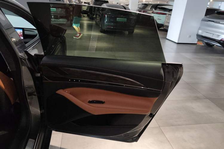 Used IM L7 2022 Dynamic Model