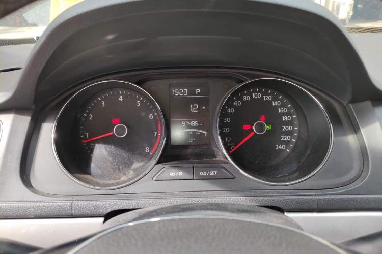 Used Volkswagen Lavida 2015 230TSI DSG Comfort Edition Instrument Cluster