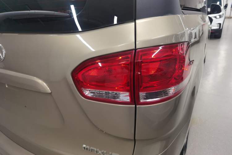 Used SAIC MAXUS G10 2016 1.9T Manual Elite Edition Diesel China IV