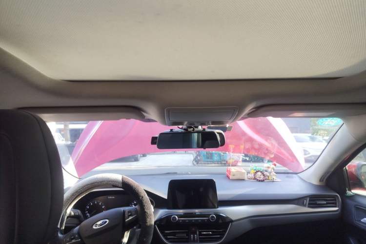 Used Ford Focus 2019 Sedan EcoBoost 180 Automatic Trend Edition
