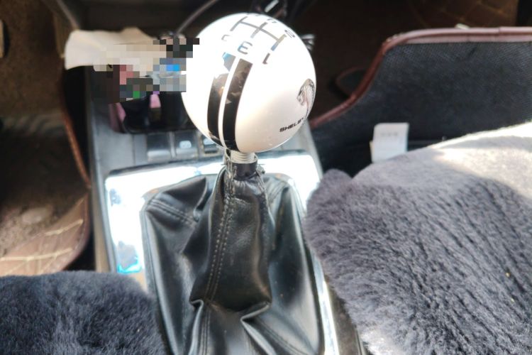 Used Chevrolet Sail 2013 Sedan 1.2L Manual Fashionable Happiness Edition