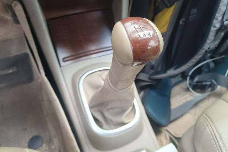 Used Nissan Sylphy 2009 1.6XE Manual Comfort Edition Gear Lever