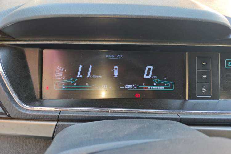 Used CHANGAN KAICHENG Oushang A600 2016 1.5L Manual Luxury 7-Seater Instrument Cluster