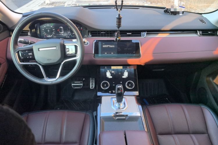 Used Land Rover Range Evoque 2022 Facelifted Aurora L 249 PS R-Dynamic Luxury Edition Center Console