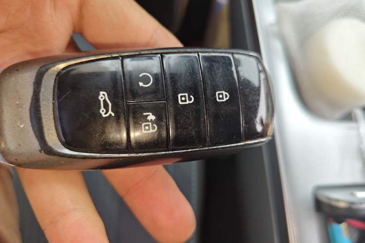 Used AION Y 2022 Plus 70 Enjoy Edition Vehicle Key