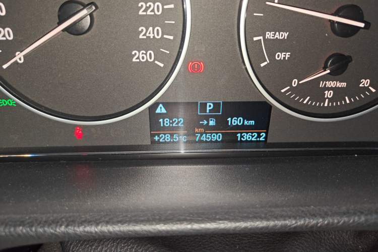 Used BMW 3 Series 2016 320Li Luxury Design Package
