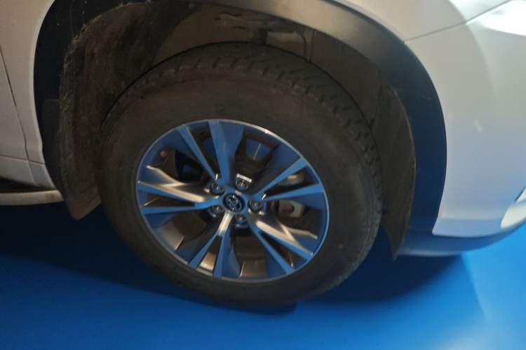 Used Toyota Highlander 2018 2.0T Four-Wheel Drive Elite Edition 7 Seats China VI Standard