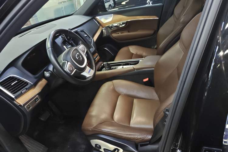 Used Volvo XC90 2021 B6 Zhiyi Luxury Edition 7-Seater