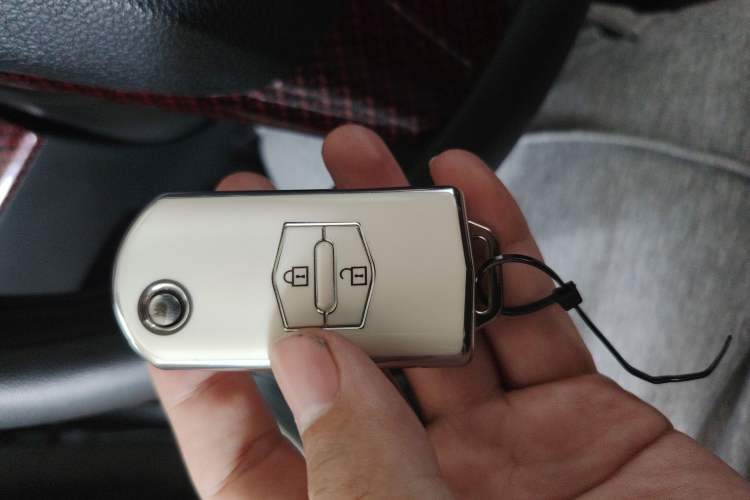 Used Mazda 3 2012 Hatchback 1.6L Automatic Elite Model Vehicle Key