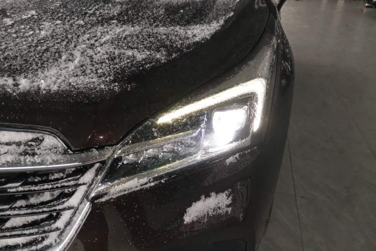 Used Buick Envision 2020 28T Four-Wheel Drive Luxury Version