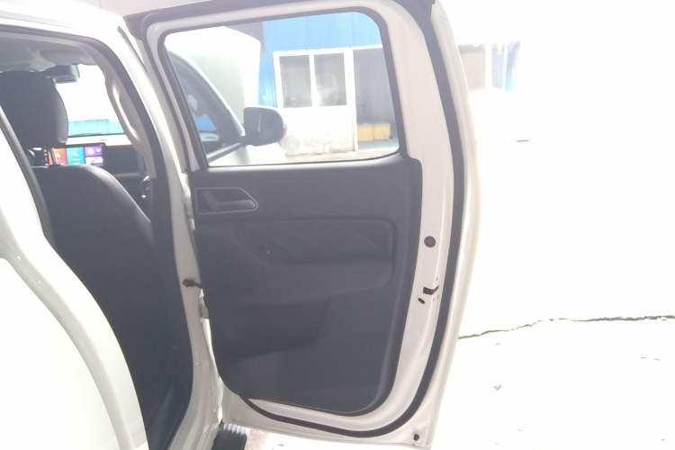 Used Great Wall Poer 2024 2.4T Commercial Version Automatic Diesel Two-Wheel Drive Elite Edition
