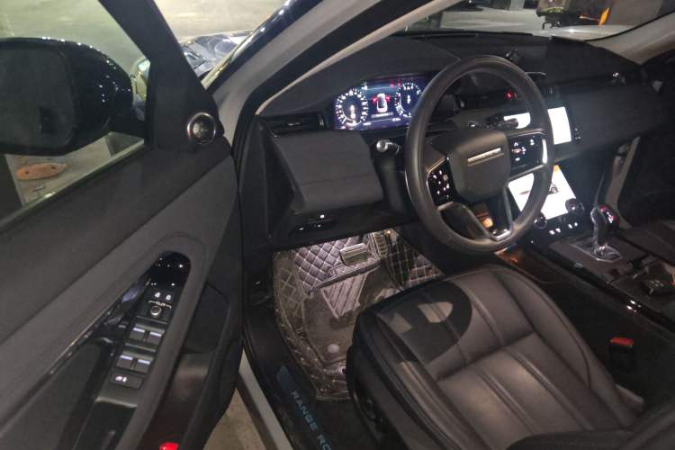 Used Land Rover Range Rover Evoque 2022 Aurora L 249 PS R-Dynamic Luxury Edition