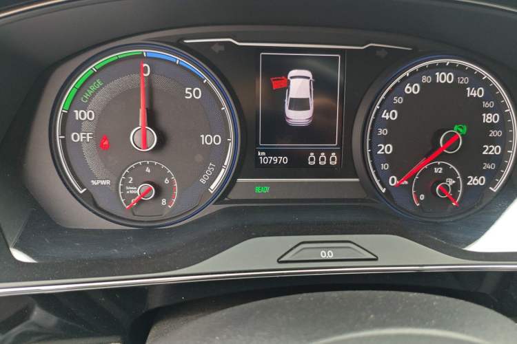 Used Volkswagen Passat New Energy 2020 430 PHEV Hybrid Elite Edition China VI Standard Odometer Close Up