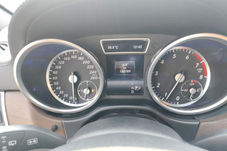 Used Mercedes-Benz GL-Class 2013 GL 500 4MATIC Instrument Cluster