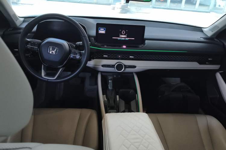 Used Honda Accord 2023 260TURBO Excellence Edition Center Console