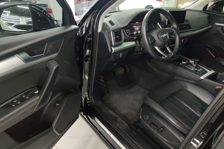 Used Audi Q5L 2020 Updated 40 TFSI Prestige Fashion Edition