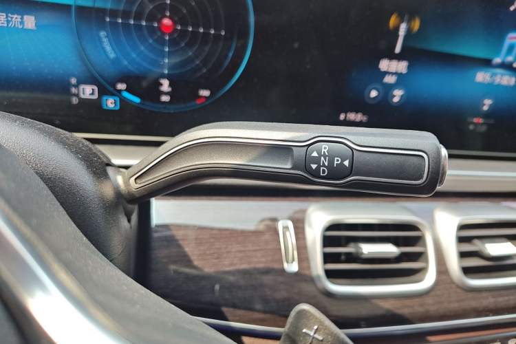 Used Mercedes-Benz GLE 2022 GLE 350 4MATIC Stylish Model Gear Lever