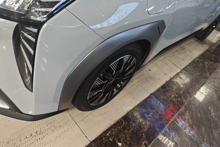 Used AION Y 2022 70 Tech Edition Lithium Iron Phosphate