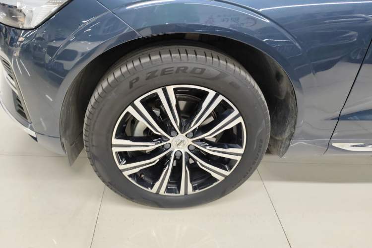 Used Volvo XC60 2022 B5 4x4 Smart Luxury Edition
