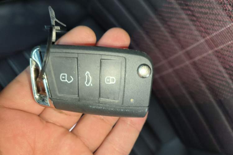 Used Volkswagen Lavida 2023 300TSI DSG Starry Full-Comfort Edition