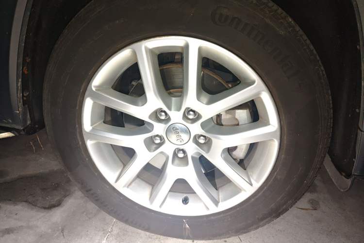 Used Jeep Commander 2018 2.0T Two-Wheel Drive Enjoy Edition China V