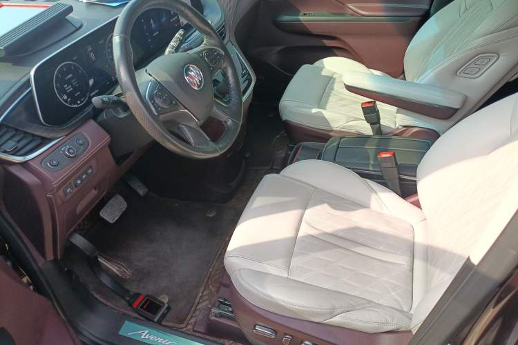 Used Buick GL8 2022 Avenir Aivia Six-Seat Deluxe Edition