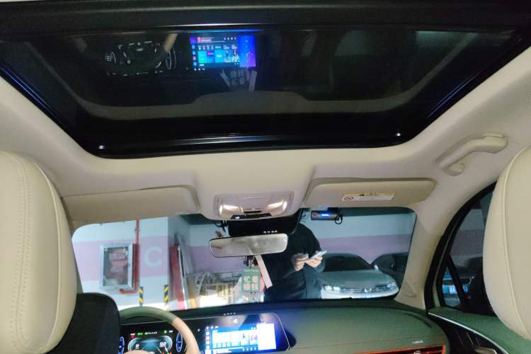 Used ORA Good Cat 2023 401 km Standard Range Premium Version Lithium Iron Phosphate