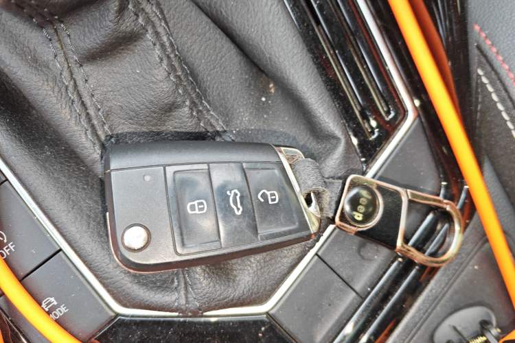 Used Volkswagen Tayron 2021 330TSI Two-Wheel Drive Luxury Smart Connectivity Version