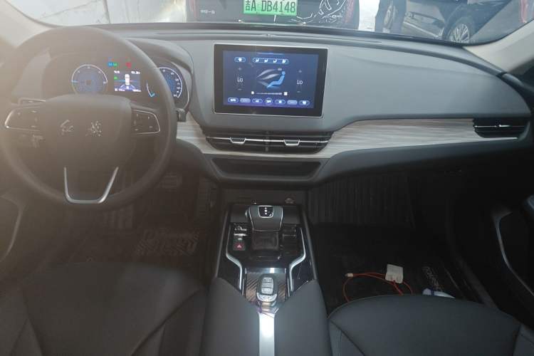 Used Hongqi E-QM5 2024 560km PLUS