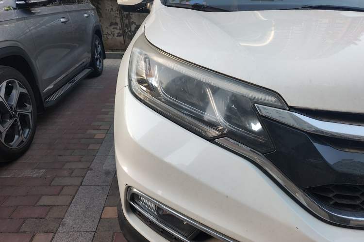 Used Honda CR-V 2016 2.0L two-wheel drive Urban Edition