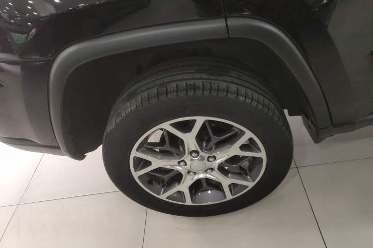 Used Jeep Grand Cherokee 2020 3.0L Elite Navigation Edition