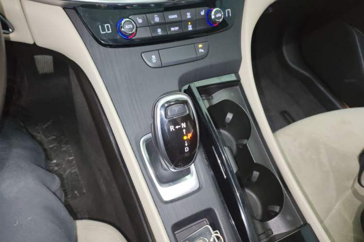 Used Buick LaCrosse 2018 30H Elite Edition
