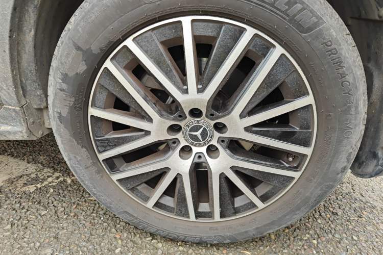 Used Mercedes-Benz GLC Coupe 2023 GLC 260 4MATIC Coupe SUV Right Front Wheel Hub