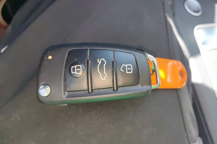 Used Audi Q2L 2021 35 TFSI Fashion Dynamic Model Vehicle Key
