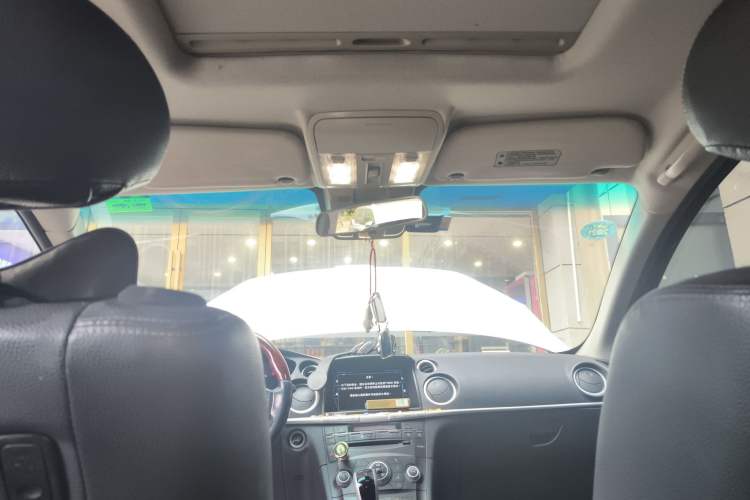 Used Luxgen Great 7 SUV 2013 Limited-Edition Sharp Model 2.2T Two-Wheel-Drive Smart Version