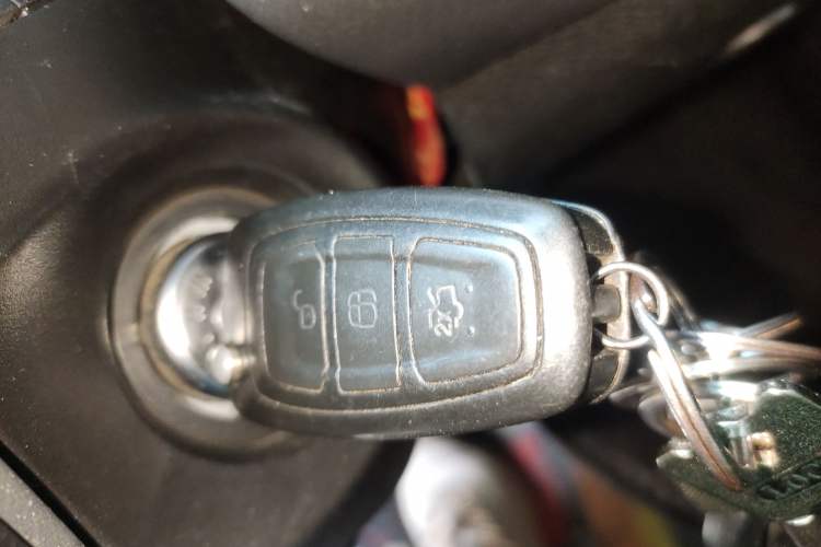 Used Ford Focus 2012 Sedan 1.6L Manual Fashion Edition
