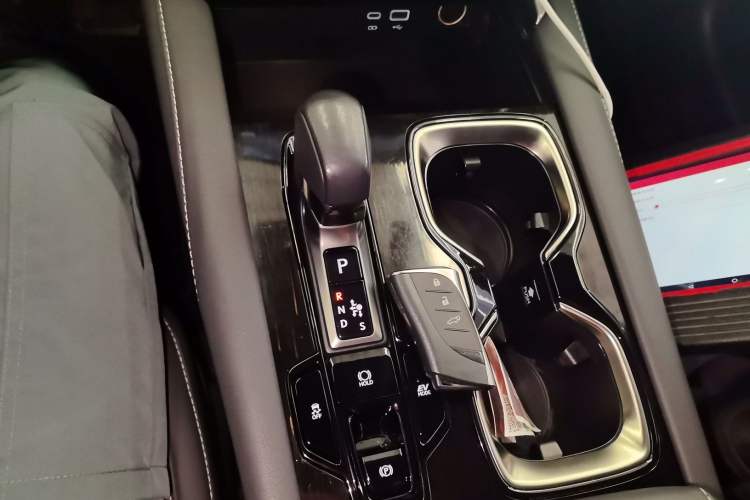 Used Lexus RX 2023 350h Two-Wheel Drive Enjoyment Version