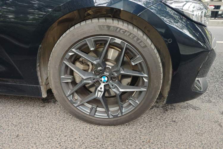 Used BMW 3 Series 2025 330Li M Sport Shadowline Package