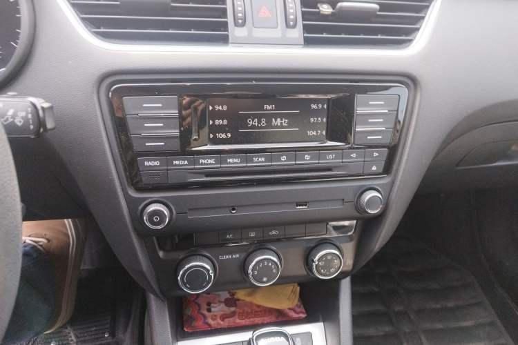 Used Skoda Octavia 2017 1.6L Automatic Chuanxing Edition